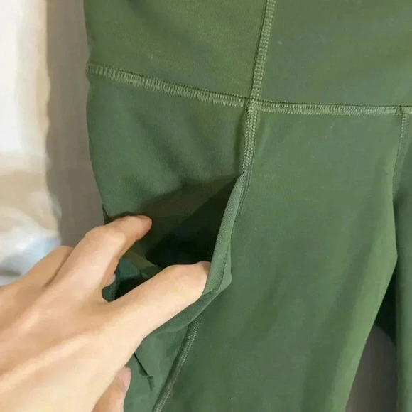 Old navy active leggings - Picture 6 of 9